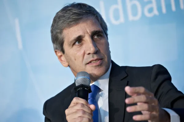 luis-caputo-ministro-economxa-argentina.jfif_181566789-1