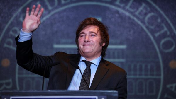 Javier-Milei-Presidente-de-la-Nacion-19NOV23-scaled (1)