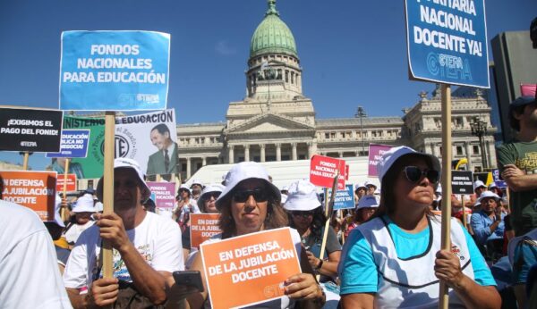 paro-nacional-docente-salarios