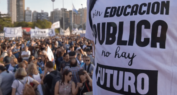 defensa-de-la-educacion-publica