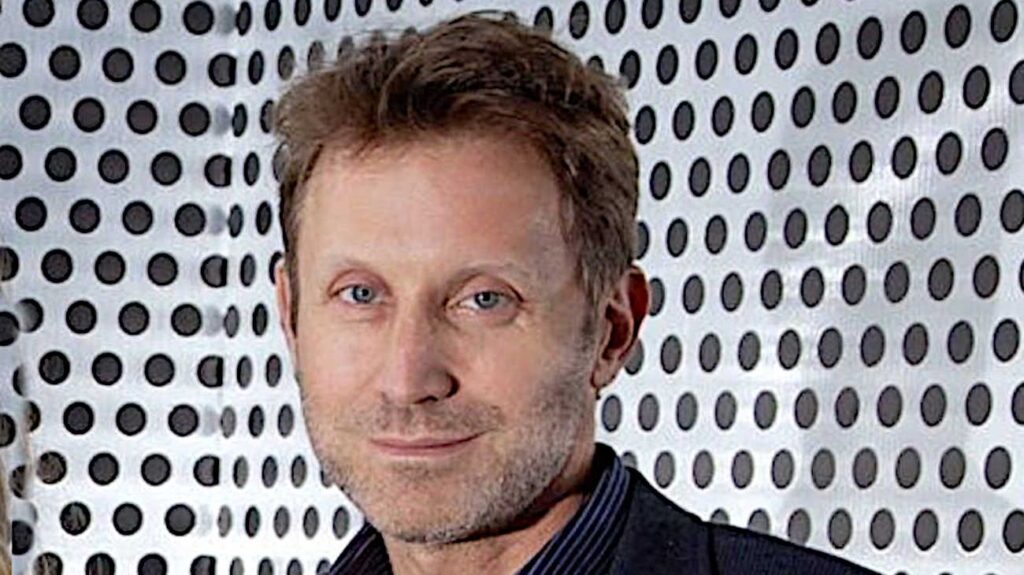 jonathan-kovalivker-20250825-2086547