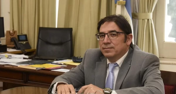 Alejandro-Alvarez