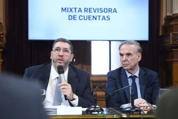 juan-manuel-olmos-junto-miguel-pichetto-el-senado