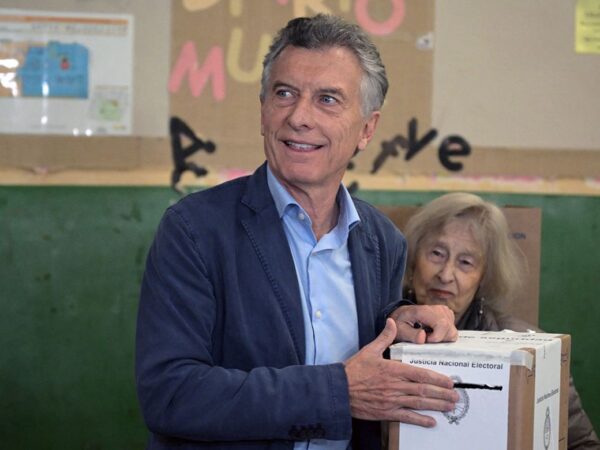 mauricio-macri-votando-26102025-2125739