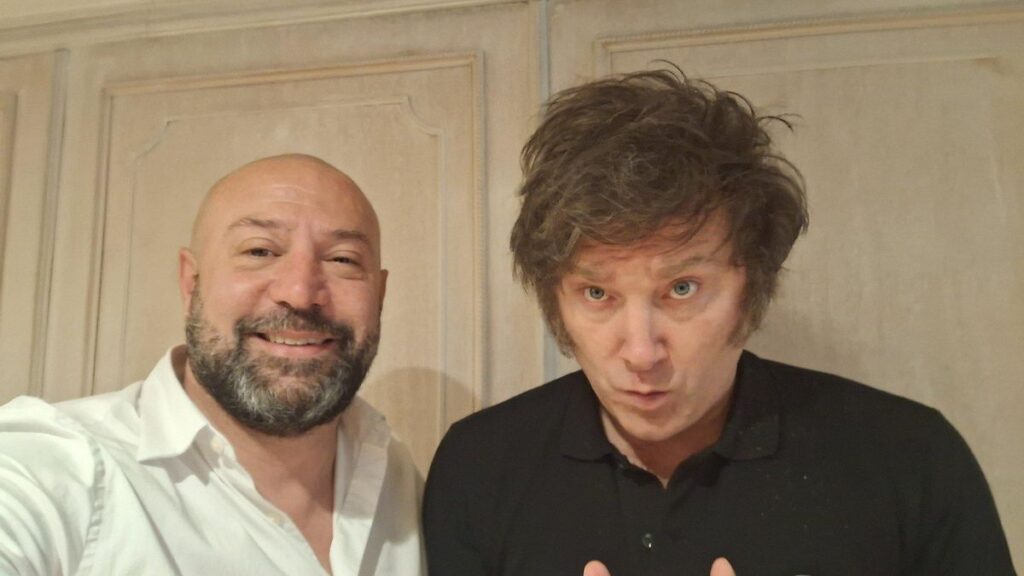 3e54bc14-6ce5-4117-ace6-efe84f115686_16-9-discover-aspect-ratio_default_0