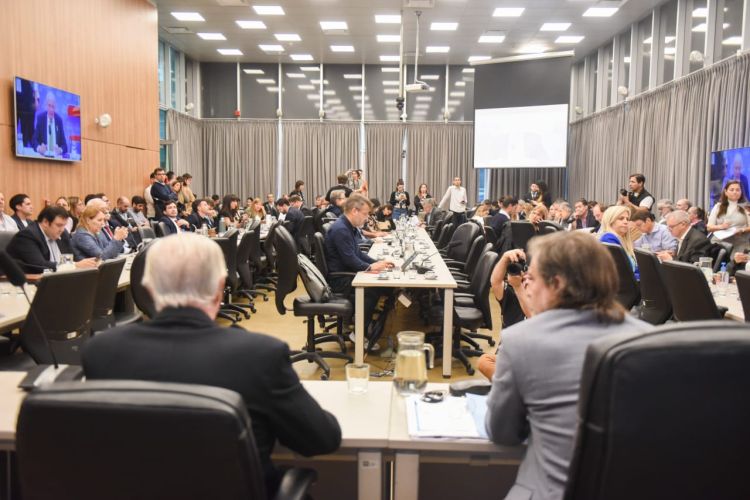 Comision-de-Presupuesto-y-Hacienda-diputados