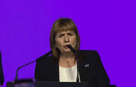 descarga - 2025-11-25T175537.058