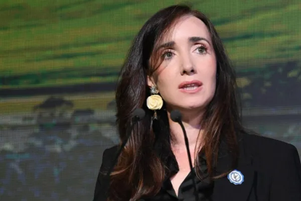 600x400_victoria-villarruel-1061001-112353