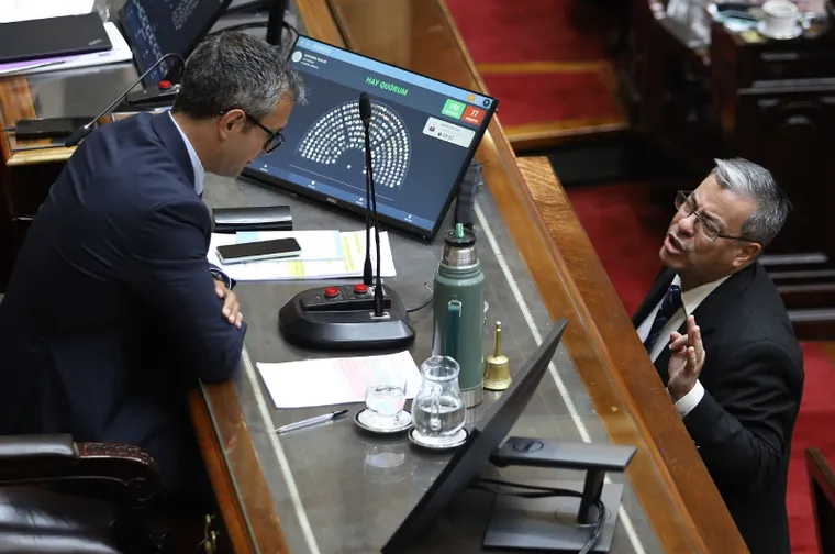 el-presidente-la-camara-diputados-martin-menem-y-el-jefe-del-bloque-union-la-patria-german-martinez-protagonizaron-un-nuevo-cruce-el-recinto-foto-noticias-argentinas