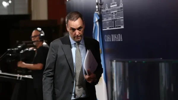 el-vocero-manuel-adorni-es-la-apuesta-la-casa-rosada-derrotar-al-macrismo-la-ciudad-foto-noticias-argentinasjpg