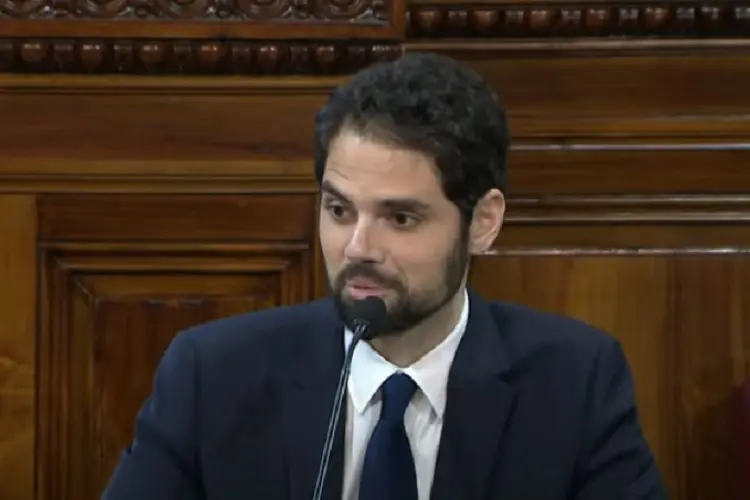 ian-sielecki-comision-acuerdos