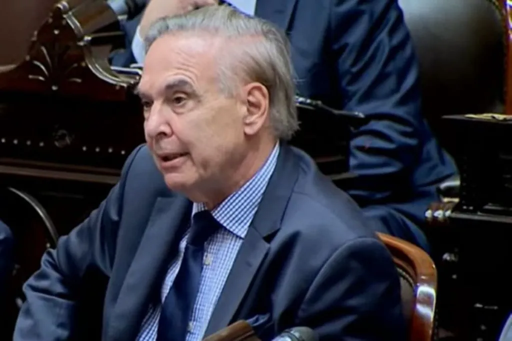 Pichetto-sesion-FMI-1