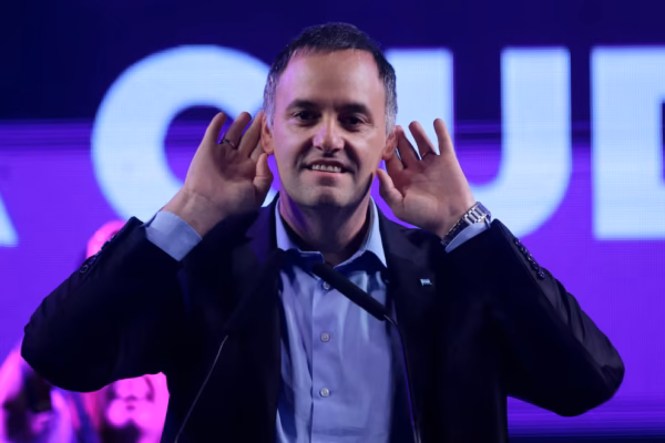 HSQBEMDK5BF37G3FAELI62JSNI