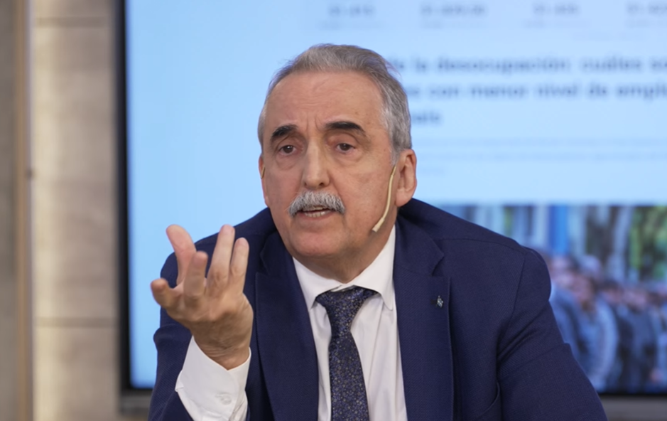 RHAVVTX7B5DDBFV524YWKAUZXU