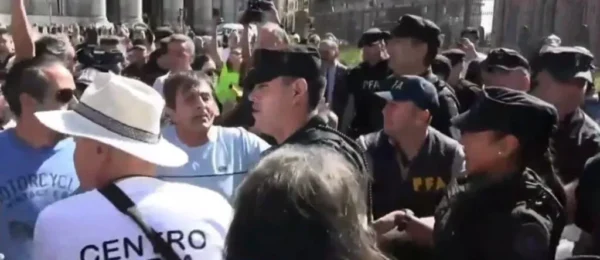 discapacidad-plaza-de-mayo-scaled