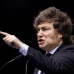 PERIODISMO O «ASOCIACIÓIN ILÍÇITA»: EL PELIGROSO LÍMITE DEL RELATO  OFICIAL