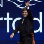 POLÍTICA: TENSIÓN EN LA FUNDACIÓN LIBERTAD: MILEI DEFENDIÓ EL AJUSTE Y LANZÓ CRÍTICAS A LA GESTIÓN DE MACRI