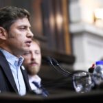 AXEL KICILLOF NUEVAMENTE CUESTIONÓ A JAVIER MILEI DURANTE UNA JORNADA EN MAR CHIQUITA:»HACE DOS AÑOS QUE TODO ESTÁ EMPEORANDO»