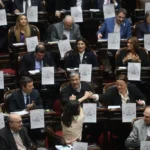 POLÍTICA: «EL PERONISMO AL CAMPUS»: UNIÓN POR LA PATRIA SE SUMA A LA MARCHA UNVERSITARIA Y DENUNCIA UN «PLAN DE DESTRUCCIÓN»
