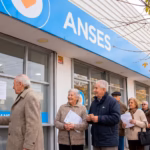 MOVILIDAD ANSES: LAS JUBILACIONES SUBIRÁN UN 2,6% EN JUNIO Y SE DEFIENE EL NUEVO PISO SALARIAL