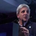 ESPEJISMO DE 2027: EL MANUAL DE CAPUTO PARA GANAR LAS ELECCIONES EN EL EXCEL MENTRAS SE APAGA EL MOTOR PRODUCTIVO DEL INTERIOR