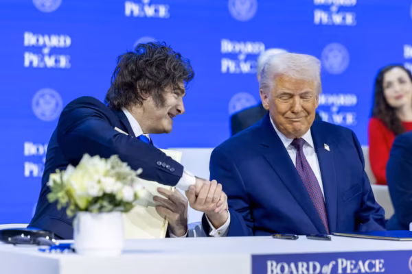 javier-milei-y-donald-trump-en-el-foro-economico-S2SJQPL4NVEV3MBST7WPU6RT6A