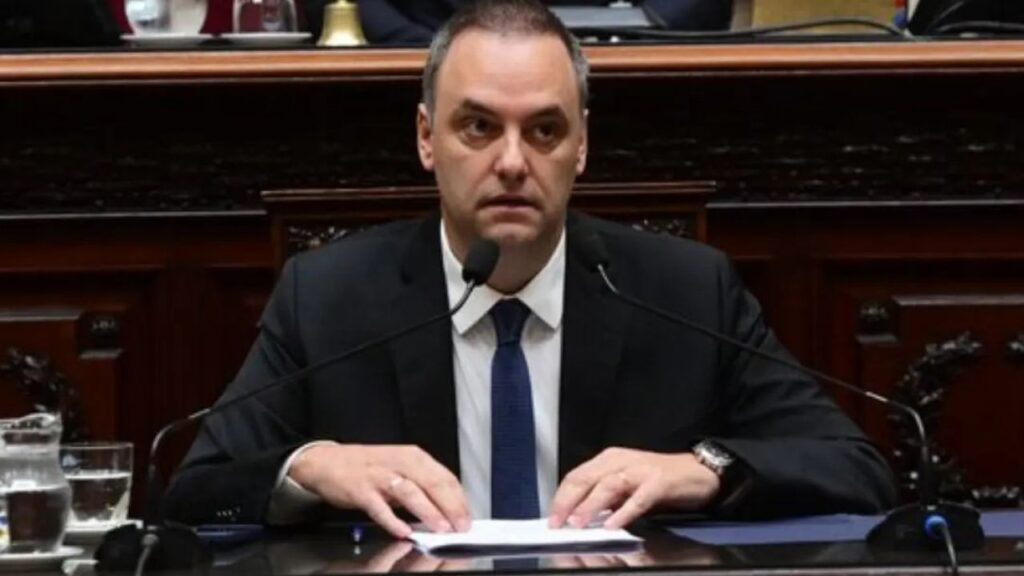 manuel-adorni-2256507