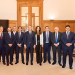 ¡EL PLAN DE SANTILLI: REESTRUCTURACIÓN EN LA ROSADA Y NEGOCIACIÓN CON LOS GOBERNADORES PARA ACELERAR EL FIN DE LAS PASO