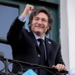 LA UTOPÍA DE LAS DOS DÉCADAS: MILEI AFIRMÓ QUE ARGENTINA SERÁ POTENCIA MUNDIAL EN 20 AÑOS MIENTRAS EL LLANO CRUJE