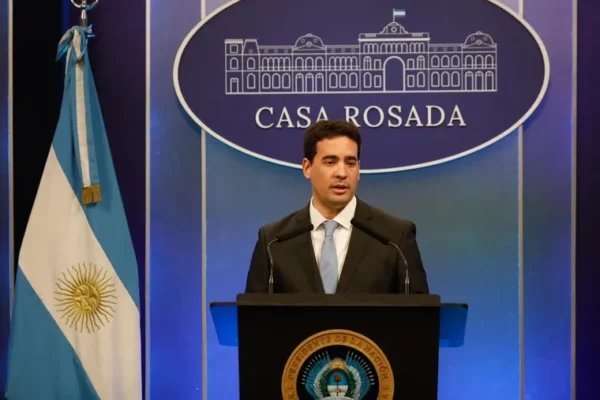 adrian-ravier-encabezo-una-nueva-conferencia-casa-rosada