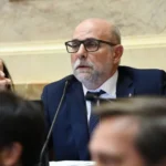 EFECTO CONTAGIO EN EL SENADO: EL RADICAL FLAVIO FAMA SOLICITÓ VOTAR A DISTANCIA POR MOTIVOS DE SALUD