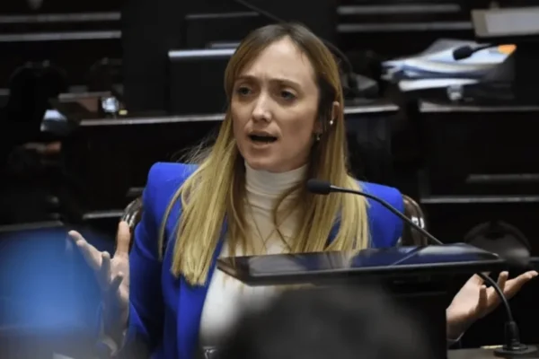 anabel-fernandez-sagasti-2