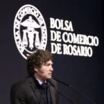 TENSA BIENVENIDA A JAVIER MILEI EN ROSARIO TRAS SER DECLARADO «PERSONA NO GRATA»