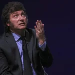 ‘ES LA ECONOMÍA, ESTÚPIDO’: EL DERRUMBE DE LA PACIENCIA SOCIAL Y LOS ESCENARIOS ELECTORALES PARA MILEI