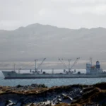 LAS PETROLERAS DESAFÍAN SANCIONES Y CONFIRMAN QUE EXTRAERÁN PETRÓLEO EN MALVINAS PARA 2028