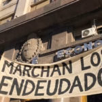 POLÌTICA Y ECONOMÌA: DEL AHOGO INDIVIDUAL A LA LUCHA COLECTIVA: NACE «ENDEUDADOS ORGANIZADOS» ANTE EL IMPACTO DE LA RECESIÓN