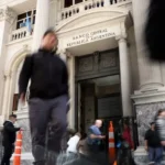 CAÍDA RÉCORD DE LAS RESERVAS DEL BCRA: CEDIERON MÁS DE 50.000 MILLONES TRAS UN PAGO CLAVE DE DEUDA