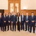 GOBERNADORES LLEGAN A BUENOS AIRES EN UNA SEMANA CRUCIAL PARA EL GOBIERNO NACIONAL