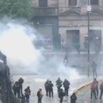 ESTIMAN QUE COSTARÁ $90 MILLONES REPARAR LOS DESTROZOS Y DENUNCIAN A MANIFESTANTES