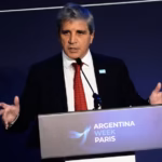 CAPUTO ADMITE LA DESACELERACIÓN ECONÓMICA Y VINCULA EL RIESGO PAÍS A LA VOLATILIDAD DEL ESCENARIO POLÍTICO